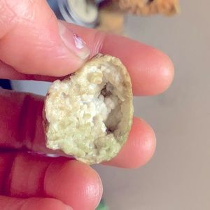 This magnificent rock is a geode